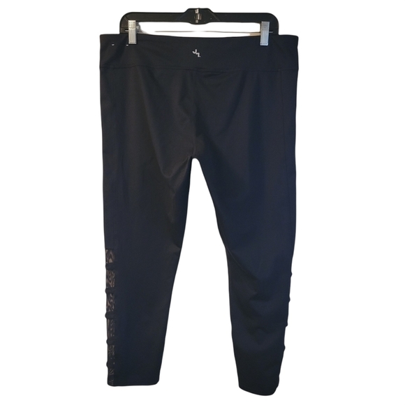 Joy Lab Black Cropped Mesh Accent Detail Leggings - Picture 5 of 7